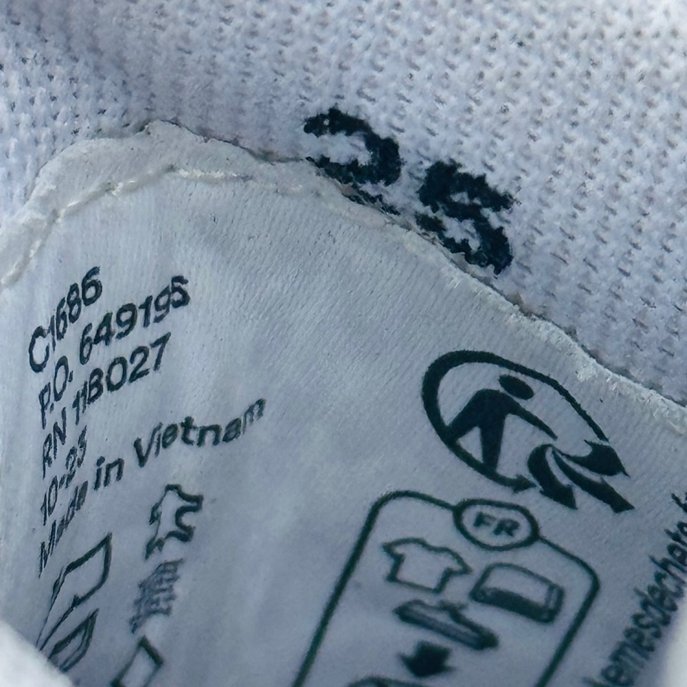 Toddler Mini Boden Sneakers - Picture 7 of 7